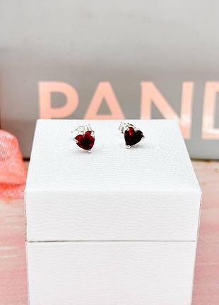 Сережки pandora «червоне серце»