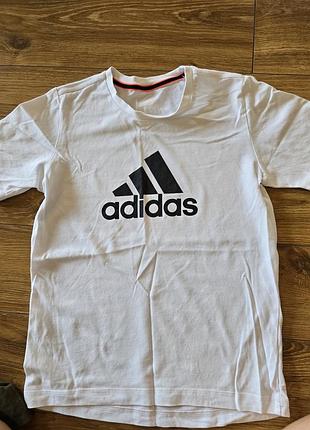 Футболка adidas