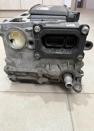 Продам инвертор toyota prius