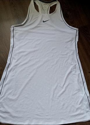 Теннисное платье nike court