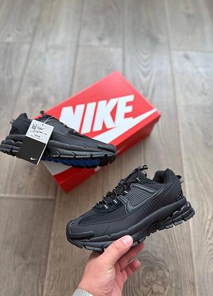 Стильні кросівки nike zoom vomero roam black