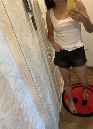 Майка біла в рубчик