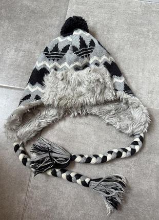 Тепла зимова шапка adidas originals