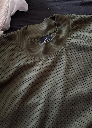 Спортивна футболка nike dri-fit хакі оверсайз
