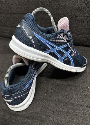 Кросівки жіночі asics