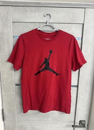 Футболка jordan m розмір!