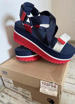 Босоніжки жіночі tommy jeans