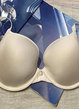 Triumph крутой базовый бежевый бюст