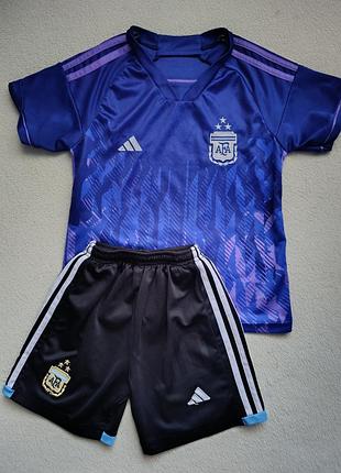 Футбольна форма збірної аргентини adidas