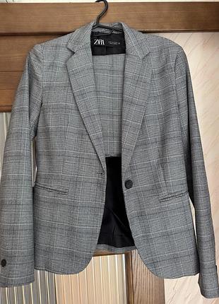 Костюм zara (комплект піджак та штани)