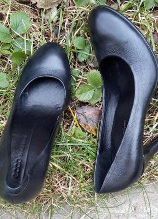 Класичні шкіряні туфлі ecco shape sleck 269003/ розм.37 оригінал7 фото
