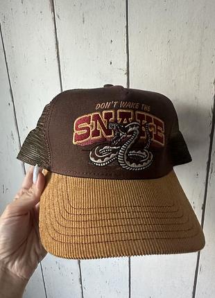 Кепка / бейсболка бренду jj hats