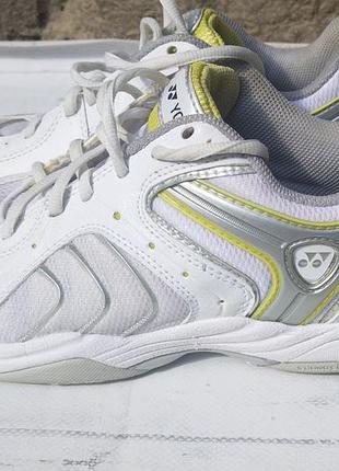 Yonex power cushion 91 кроссовки для бадминтона,тенниса,39.