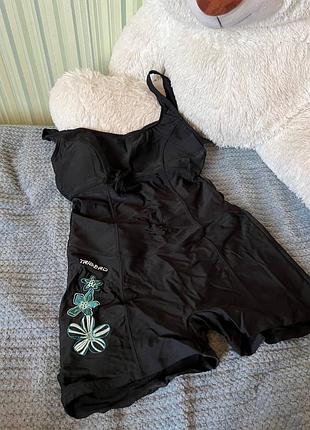 Купальник шортами