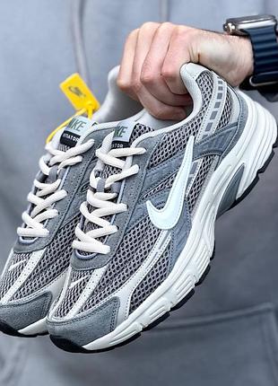 Nike initiator 4