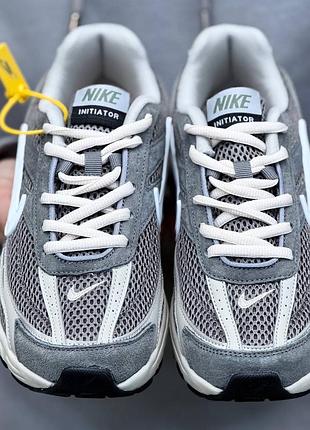 Nike initiator 5