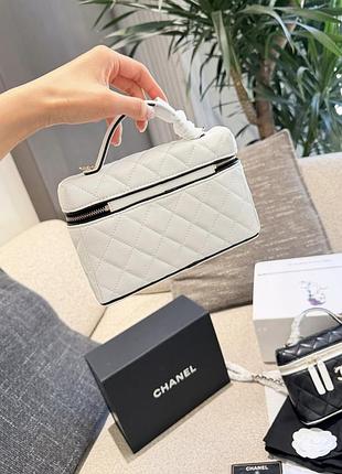 Chanel vanity case 6