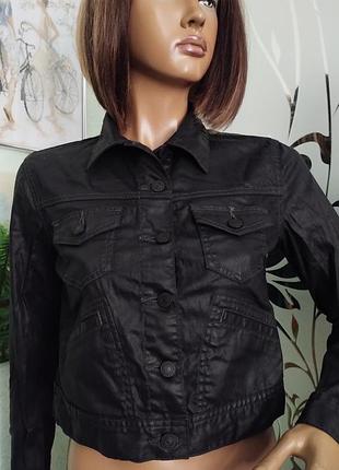Женская куртка uniqlo uj