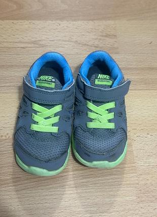 Дитячі кросівки nike