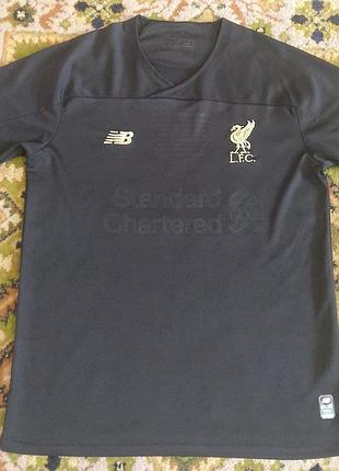 Футболка new balance liverpool