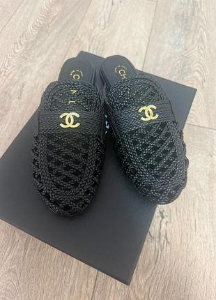 Шлепанці chanel