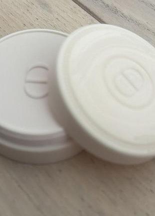 Dior сreme abricot для ногтей