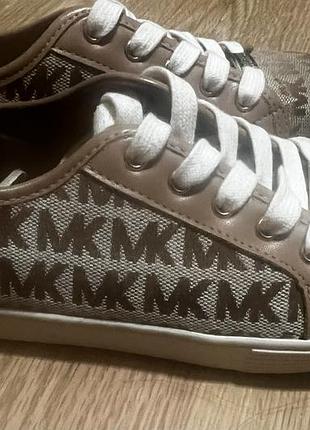 Детские кеды michael kors city sneaker в бронзовом цвете с фирменным жаккардовым принтом