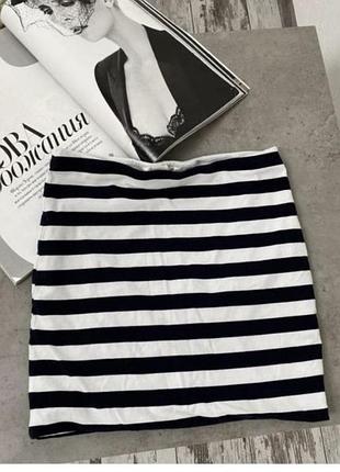 H&amp;m отличная мини юбка в полоску размер s