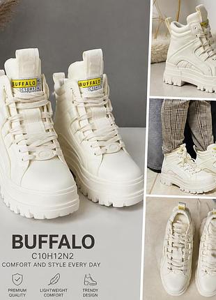 Чоботи ботинки жіночі білі buffalo 39