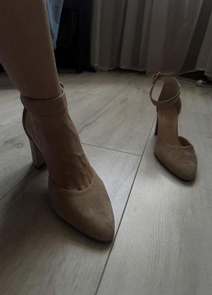 Туфлі, босоніжки замшеві, нові 39-40, 25 см стопа