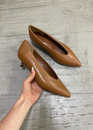 Туфли женские из натуральной кожи