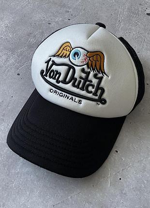 Кепка von dutch