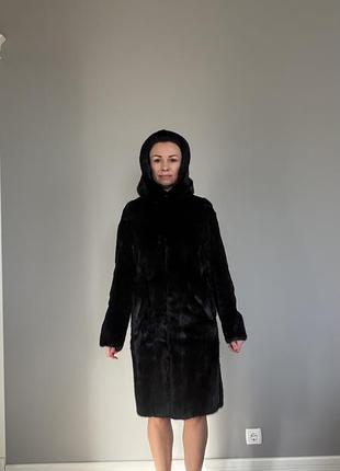 Шуба норкова чорна з капюшоном та поясом (xs-s)