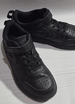 Дитячі кросівки nike court borough low у повністю чорному кольорі