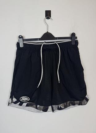Шорти  спортивні nike sport clash double mesh