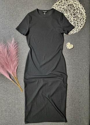 Сукня міді в рубчик с коротким рукавом від prettylittlething.