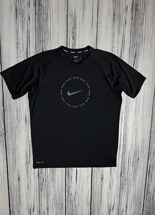 Nike футболка оригинал чёрная размер м