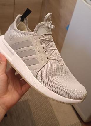 Кросівки жіночі adidas