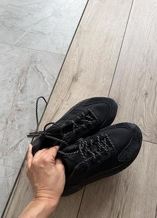 Кросввки adidas