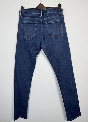 Джинси uniqlo distressed selvedge denim jeans