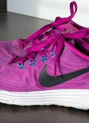 Кроссовки nike lunartempo2 (36.5 размер) спортивные