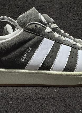 Кроссовки adidas 2
