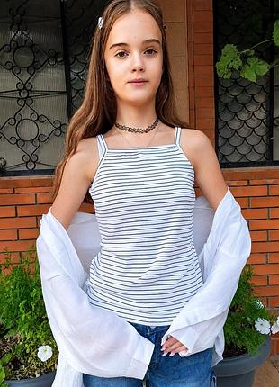 Базова біла сорочка та топ для дівчат