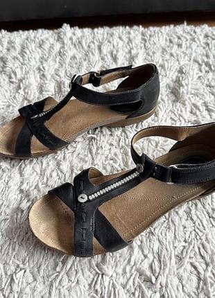 Clarks raffi magic black  шкіряні ортопедичні босоніжки  натуральна шкіра розмір 37 устілка 24 см