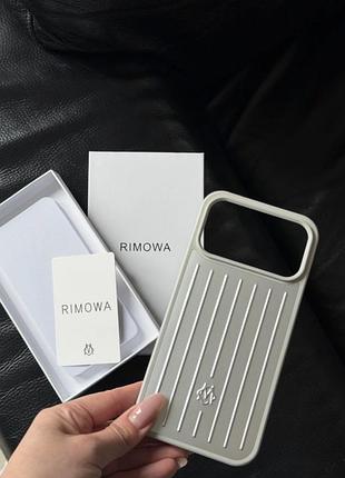 Оригінальний чохол rimowa для iphone 17 pro