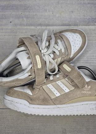 Кроссовки adidas forum low