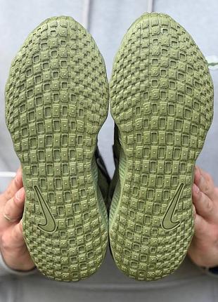 Nike ava rover 4