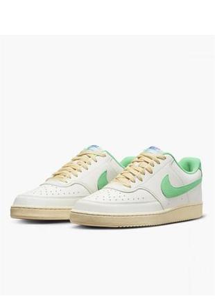 Дуже стильні кросівки nike court