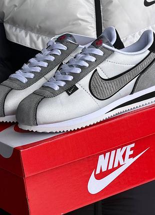 Nike cortez