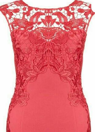 Женское вечернее или коктельное платье кораллово-красного цвета від британского бренда lipsy london.